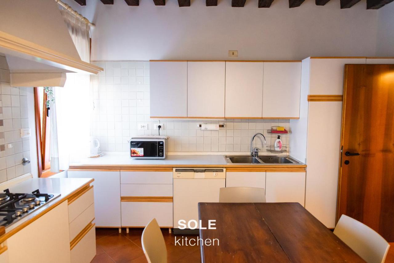 Sole & Luna Apartments Венеція Екстер'єр фото